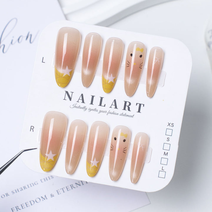 Artificial nails with Playful Design Bowlift