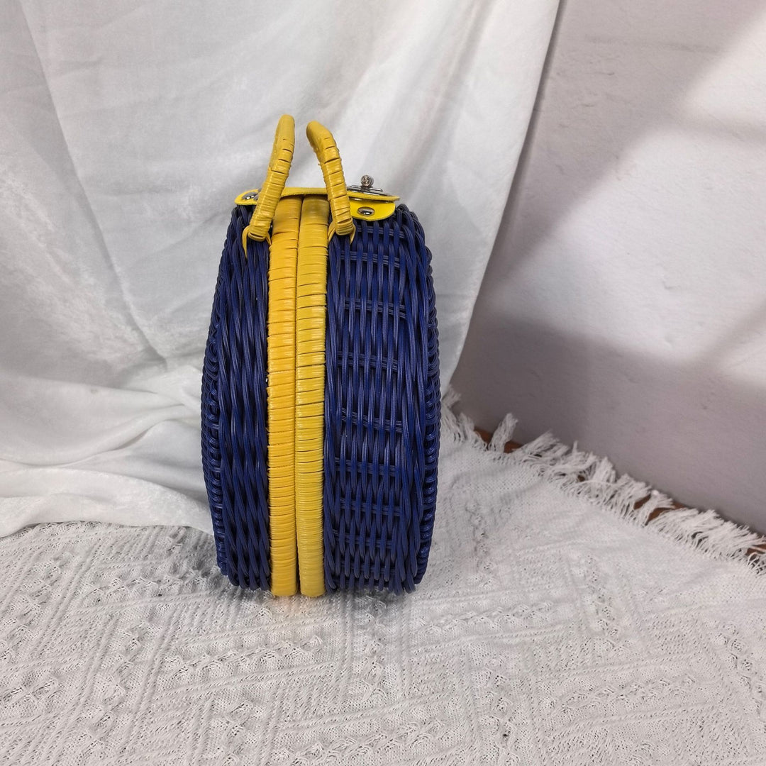 Ladies stylish braided handbag Bowlift