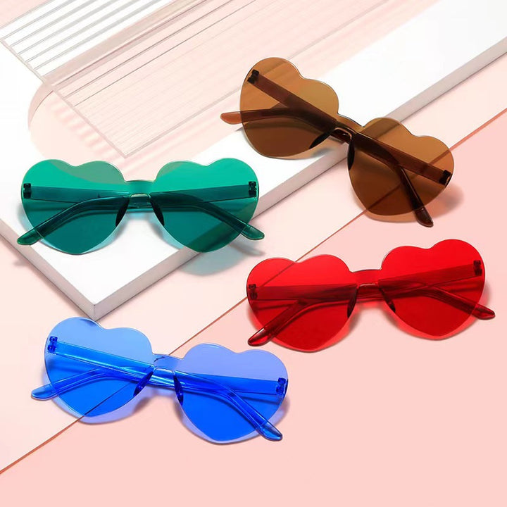 Heart-Shaped Fashion Sunglasses Bowlift