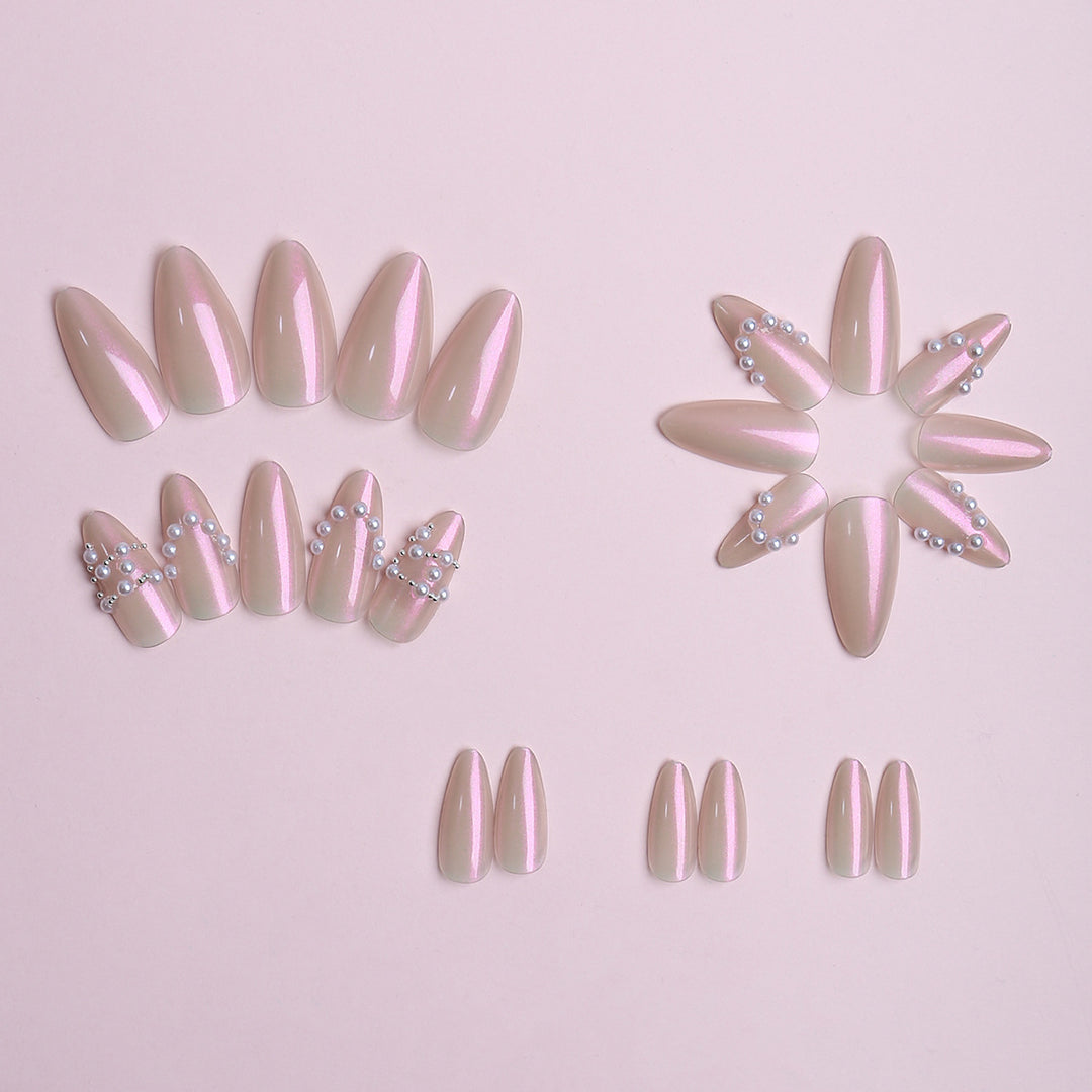 Elegant gel nails with pearl decoration Bowlift