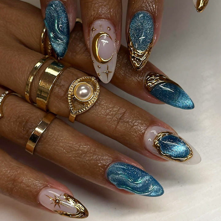 Artistic Press-On Nail Art Set with Gold Accents Bowlift