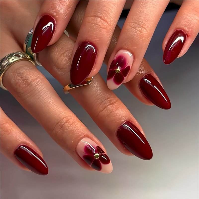 Elegant Floral Press-On Nail Set Bowlift