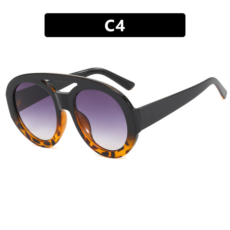 Ladies elegant sunglasses with fashionable design Bowlift
