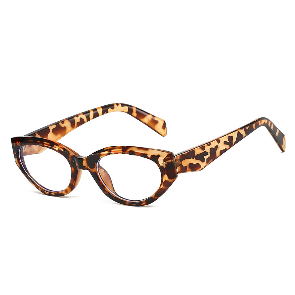 Ladies Cat-Eye Glasses with elegant design and comfortable nose pads Bowlift