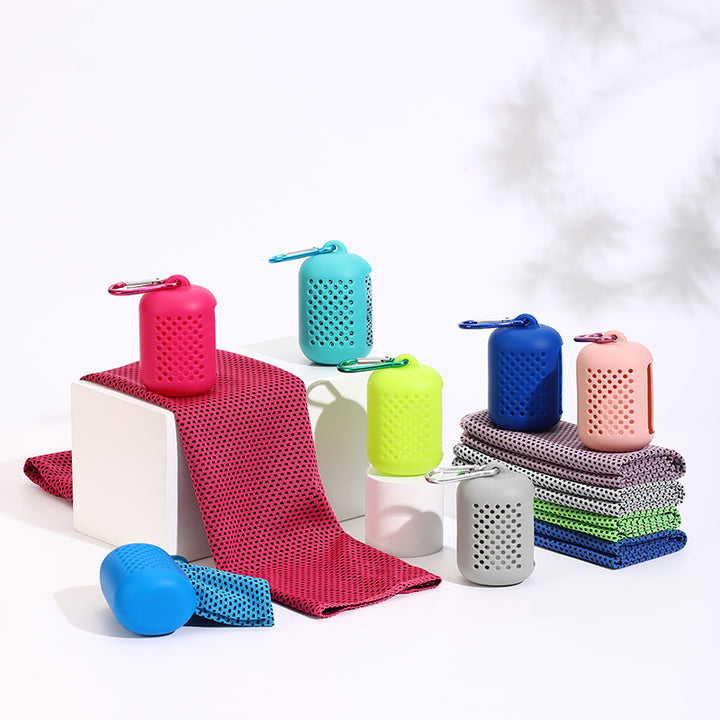 Unisex cooling towel in storage case Bowlift