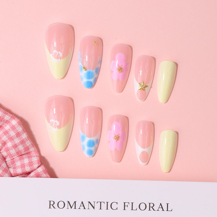 Artistic Nail Art Tips Collection Bowlift