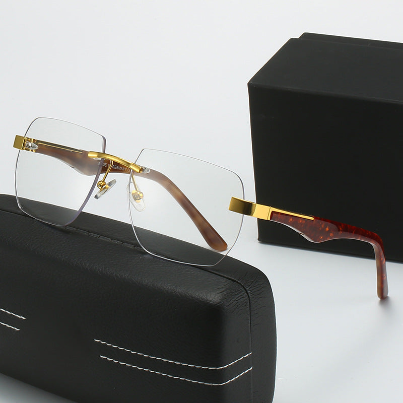 Women's Fashion Sunglasses in Modern Geometric Design Bowlift