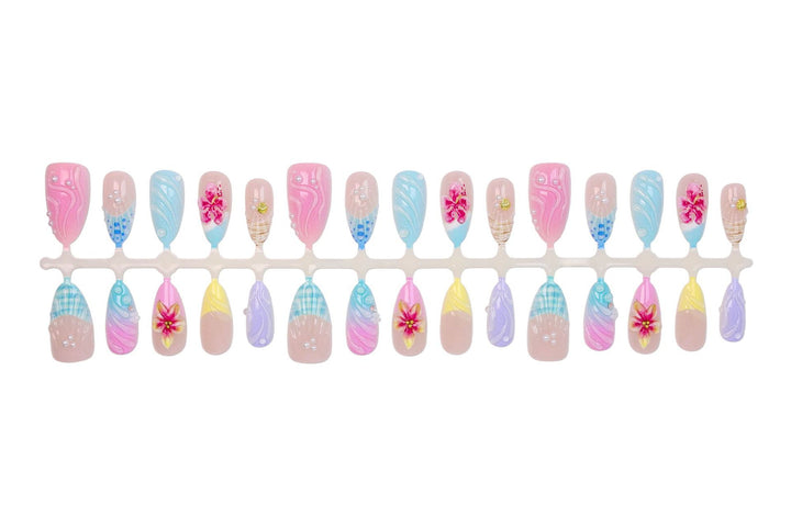 Nail art set with maritime motifs and unique designs Bowlift