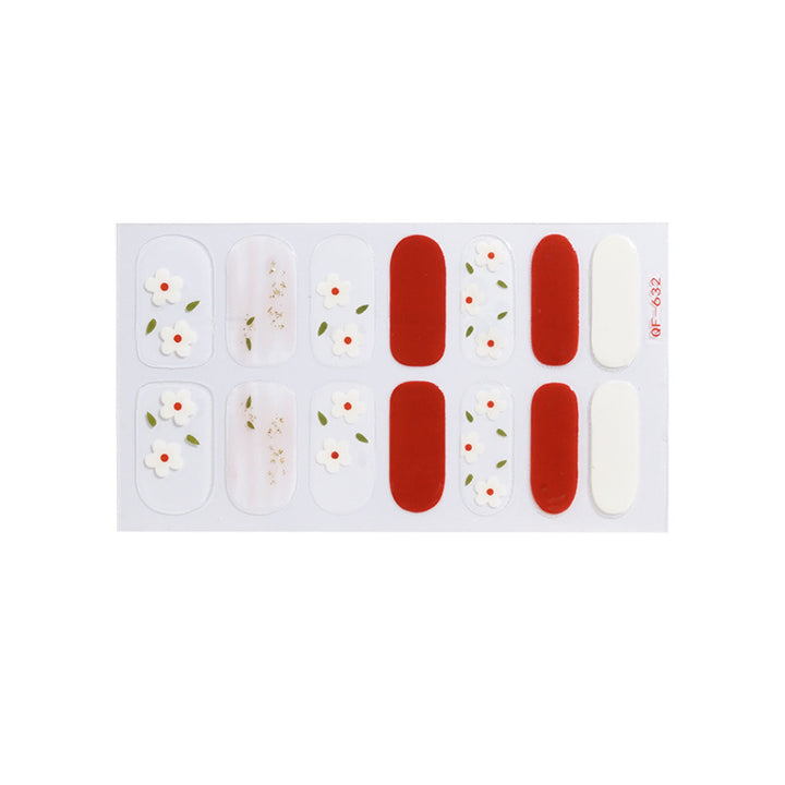 Artificial nail design with heart motif Bowlift