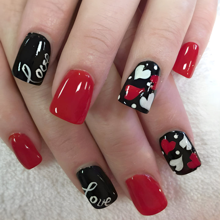 Love-Themed Press-On Nail Art Kit Bowlift