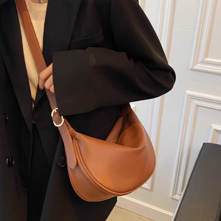 Elegant Curved Shoulder Bag Bowlift