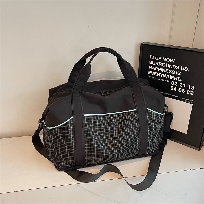 Spacious Travel Duffle Bag Bowlift