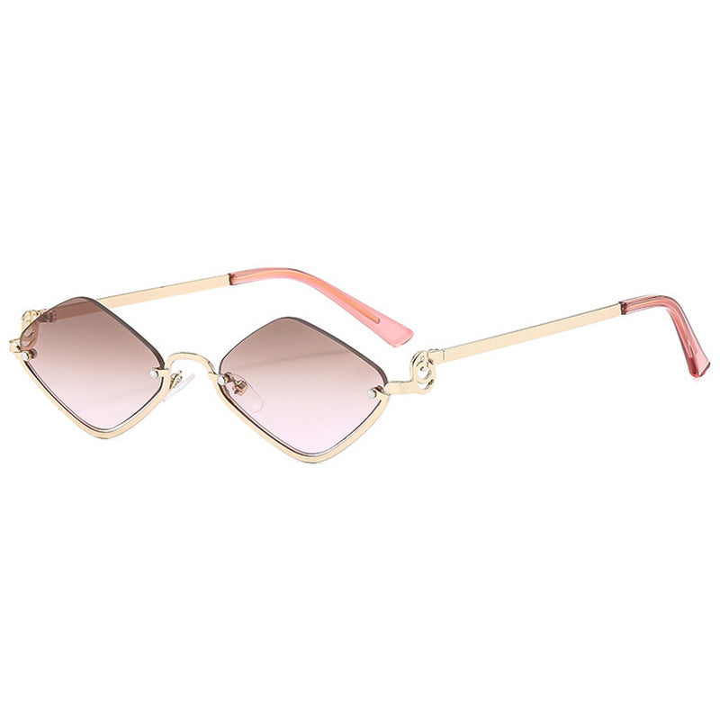 Women's trendy square sunglasses with delicate metal frame Bowlift