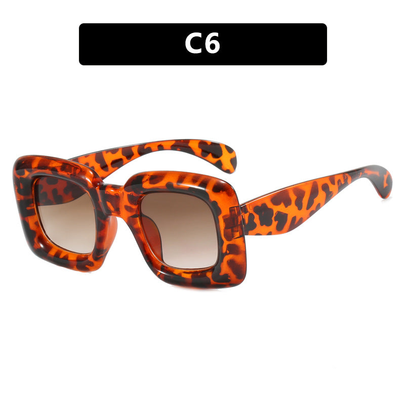 Women stylish square sunglasses with wide frame Bowlift