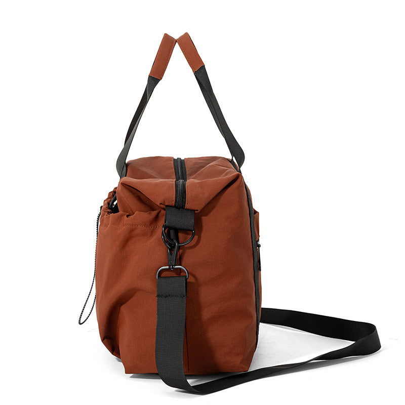 Practical sports and travel bag Bowlift