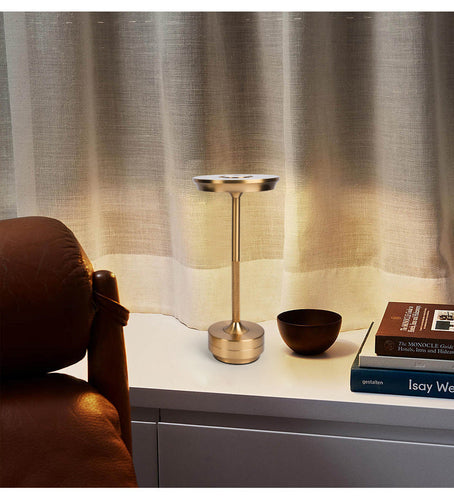 BowLift | Bar Table Lamp