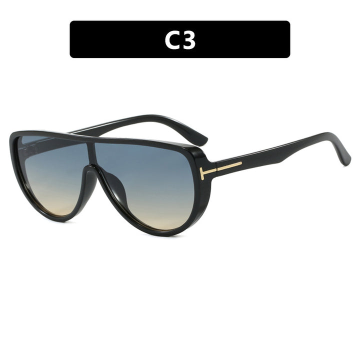 Women's elegant oversized sunglasses with striking design and UV protection Bowlift