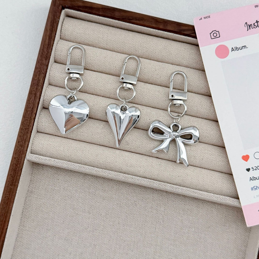Heart-Shaped Clip-On Keychain Bowlift