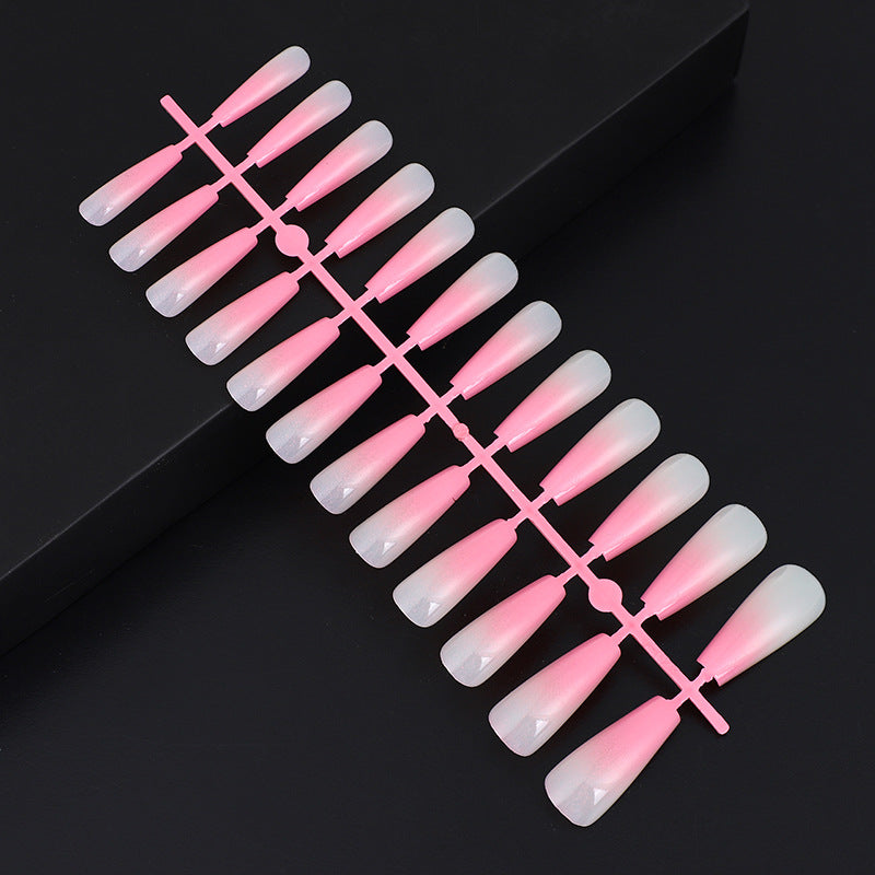 Artificial nails in elegant ombre design Bowlift