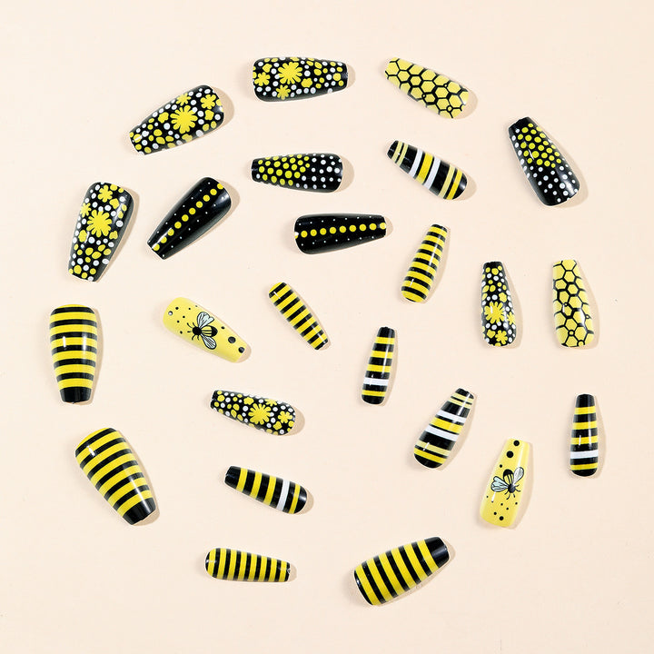 Bee-Inspired Acrylic Nail Art Bowlift
