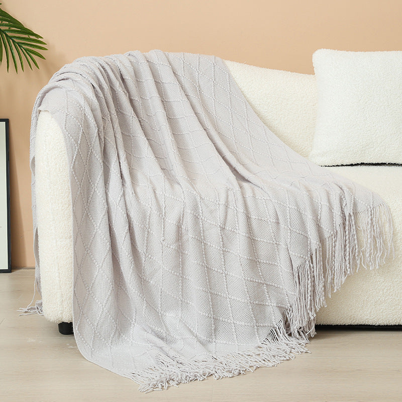Women Elegant and stylish living and cuddly blanket with fringes Bowlift