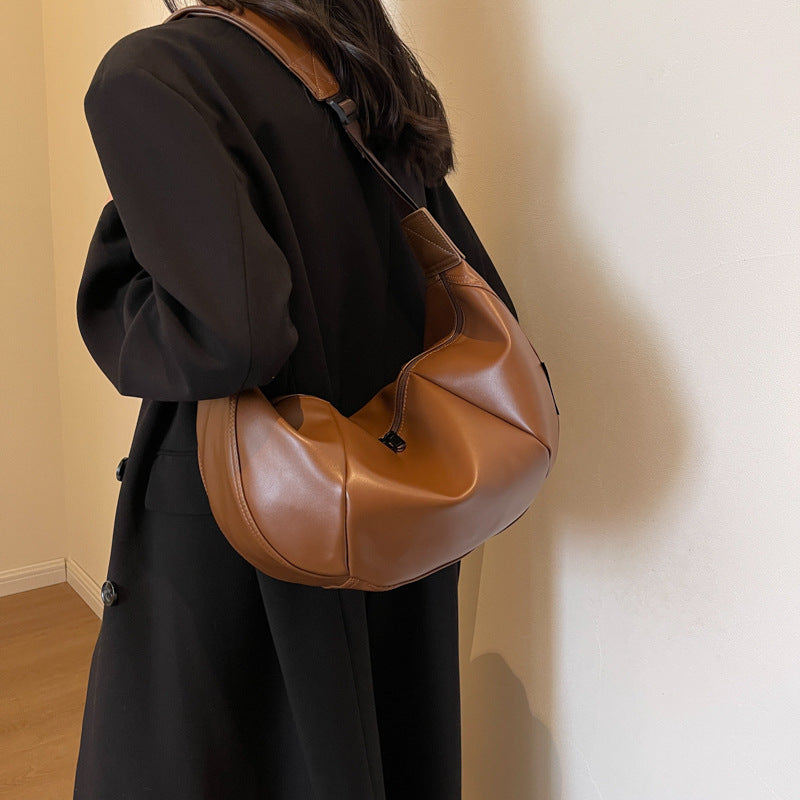 Sleek Everyday Shoulder Bag Bowlift