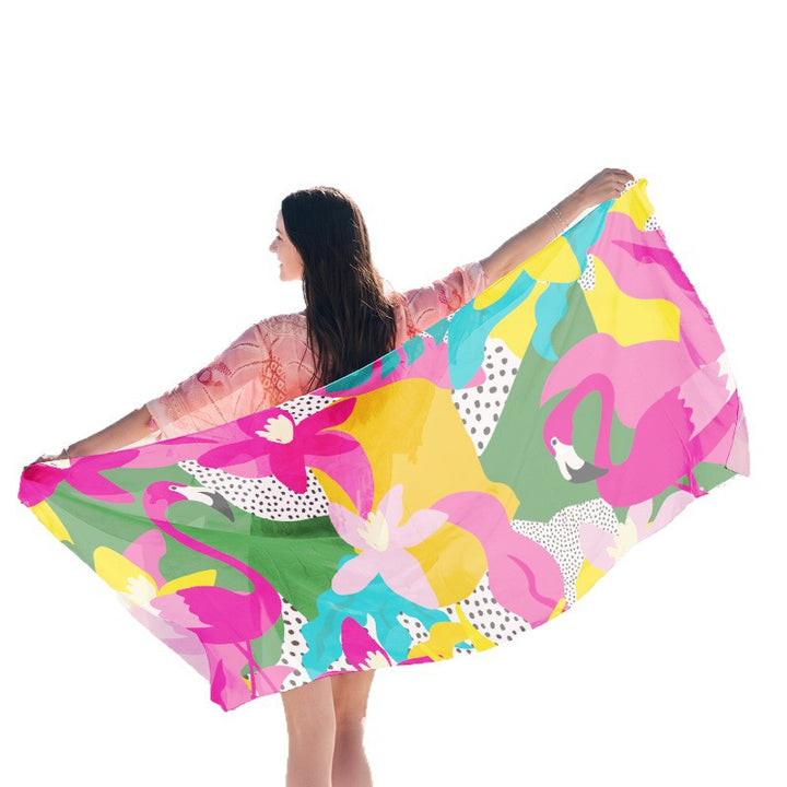 Beach towel in elegant jellyfish design Bowlift