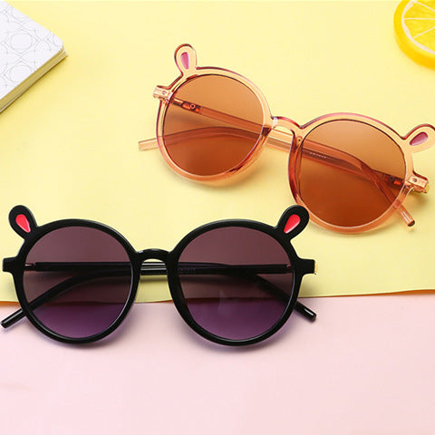 Ladies playful vintage design sunglasses Bowlift