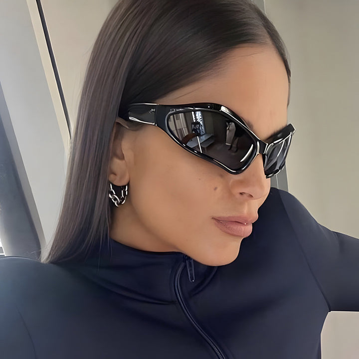 Women's sports sunglasses with ergonomic design and protective UV filter Bowlift