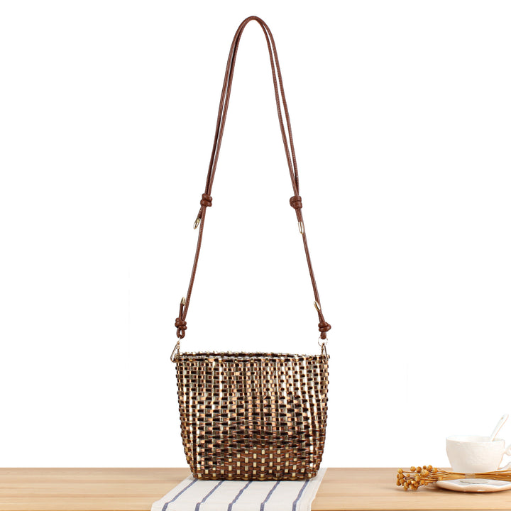 Shoulder bag made of handwoven synthetic material with fashionable sliding mechanism Bowlift