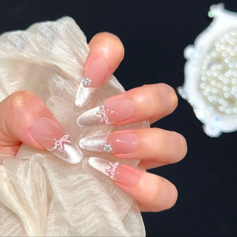 3D Embellished Press-On Nail Art Set Bowlift