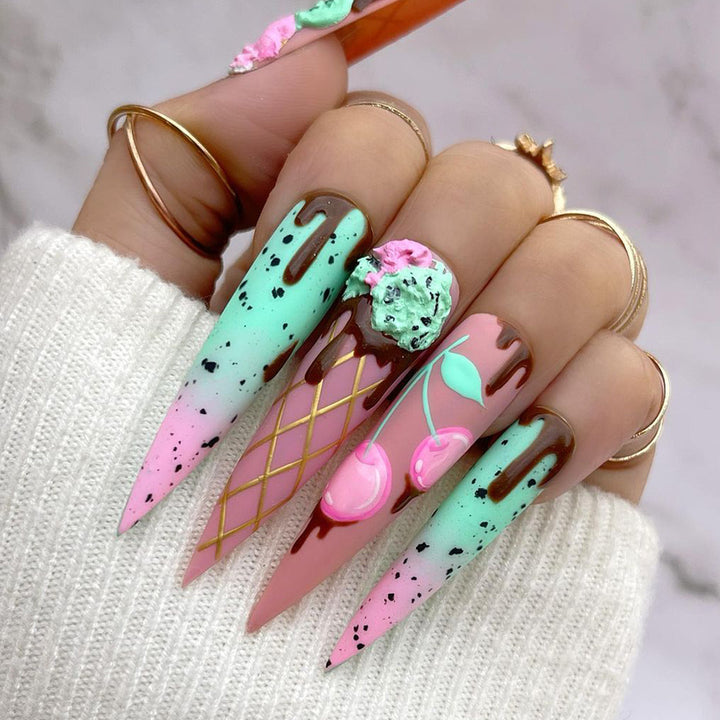 Nail art set with playful ice cream design Bowlift