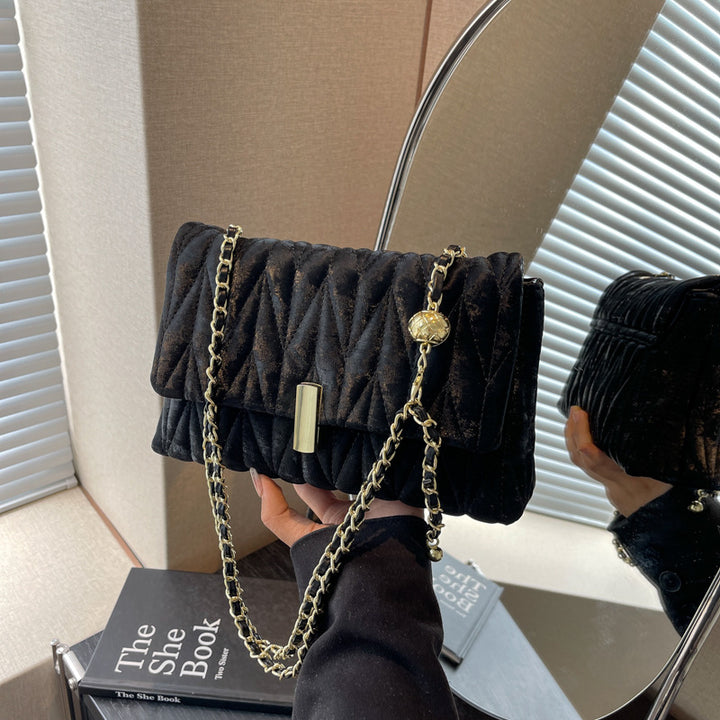 Quilted Shoulder Clutch Bowlift