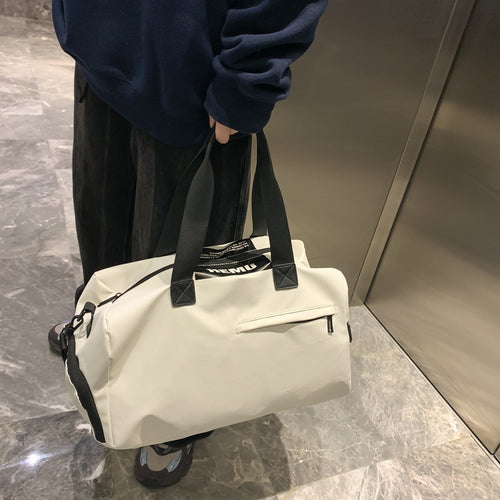 Spacious Multifunctional Gym Bag Bowlift