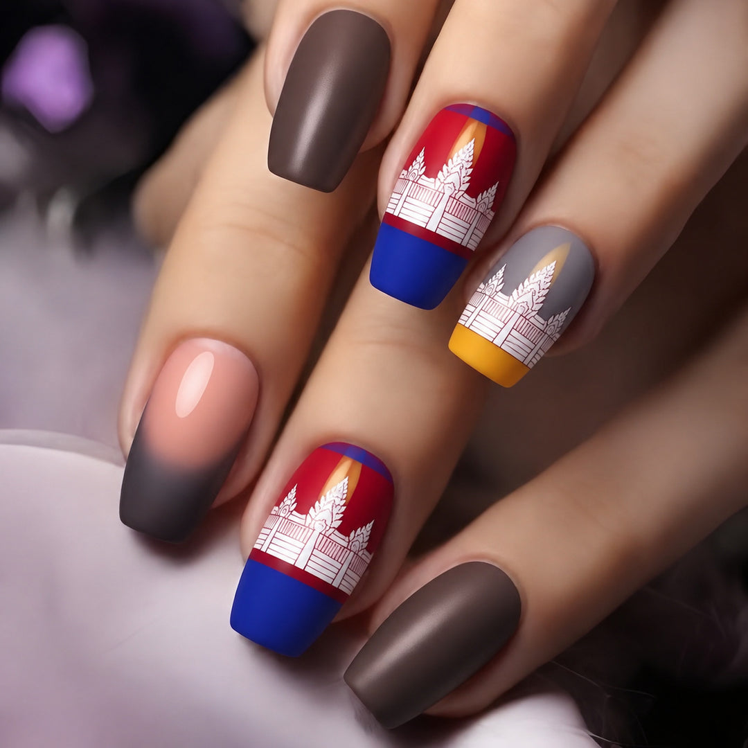Artful Design Nails Bowlift