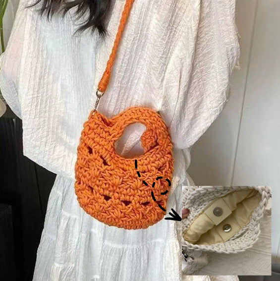 Hand-knotted bag with braided structure Bowlift