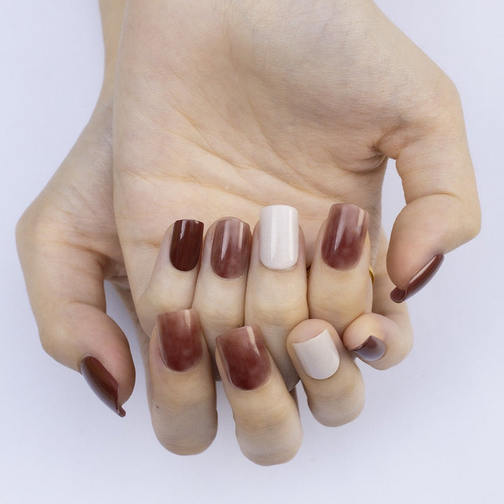 Elegant and Natural Nail Decoration Bowlift