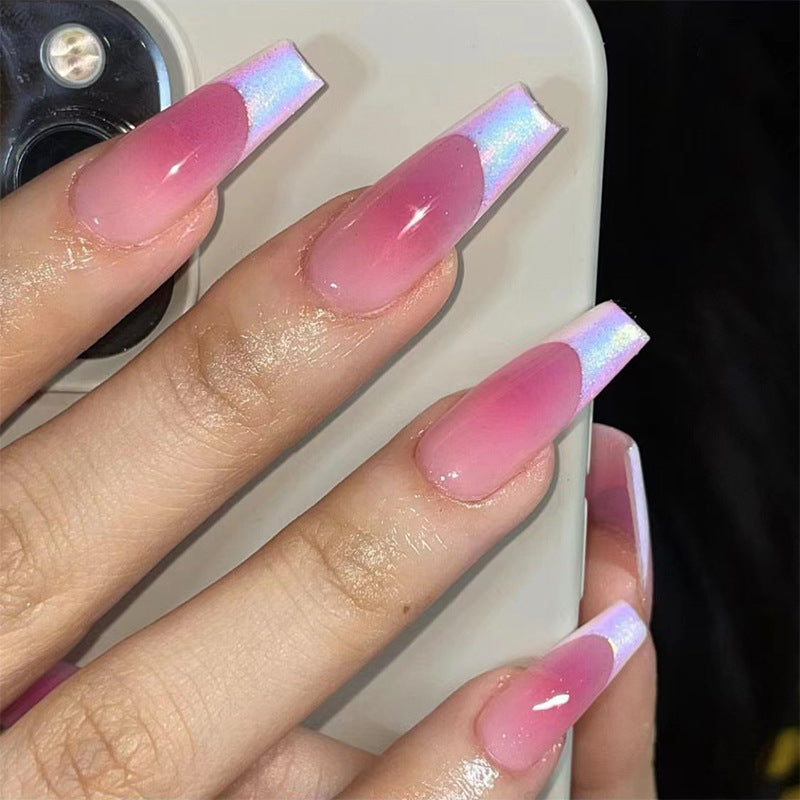 Nail art with heart and lip designs Bowlift
