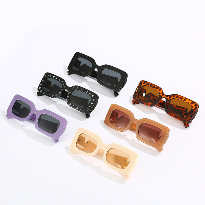 Women's fashionable square sunglasses with stylish metal embellishment Bowlift