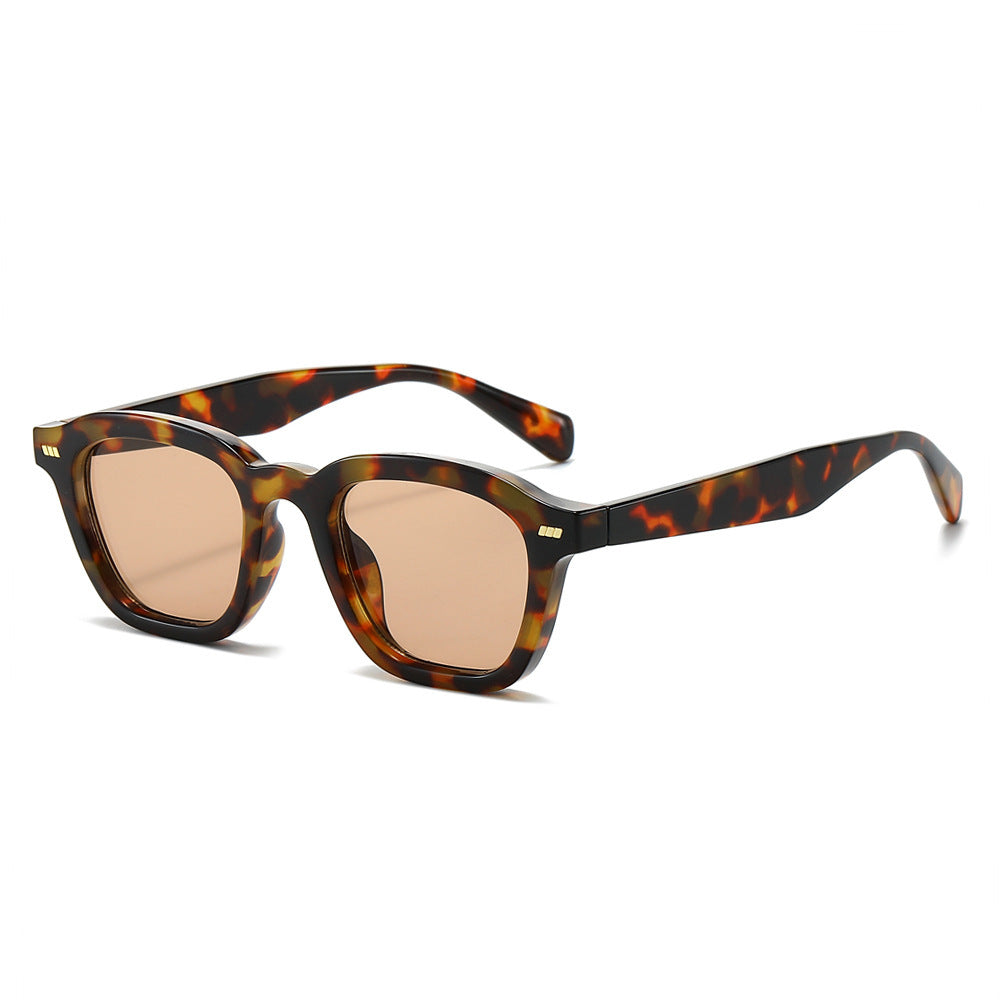 Contemporary Oversized Square Sunglasses Bowlift