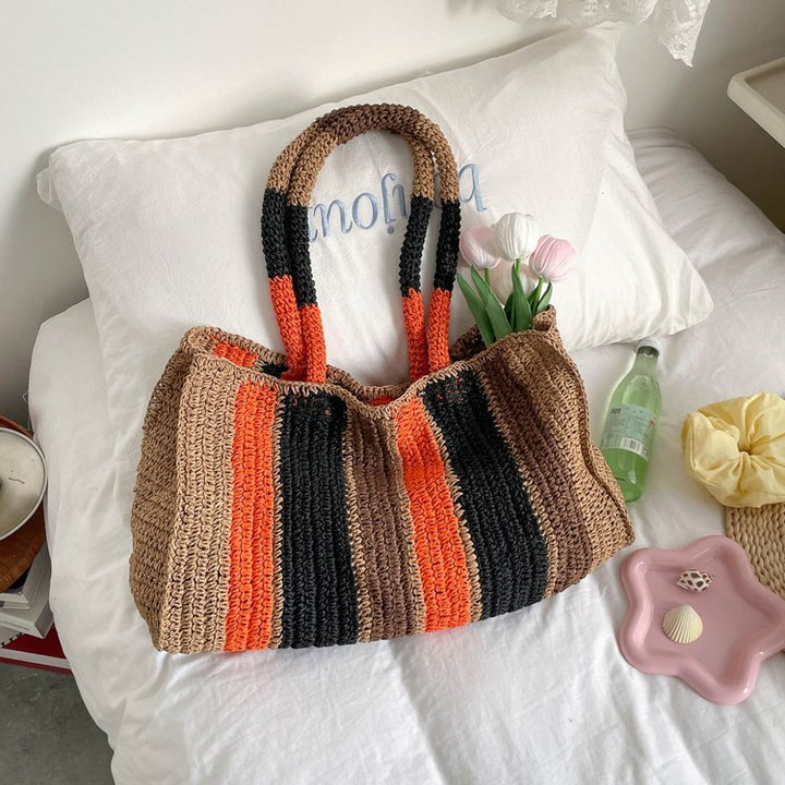 Braided tote bag with modern stripe pattern Bowlift
