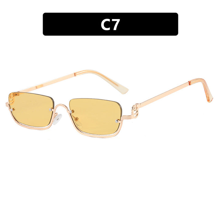 Women square sunglasses with elegant metal frame Bowlift