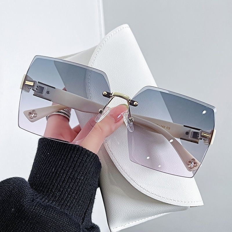 Oversized Geometric Shield Sunglasses Bowlift