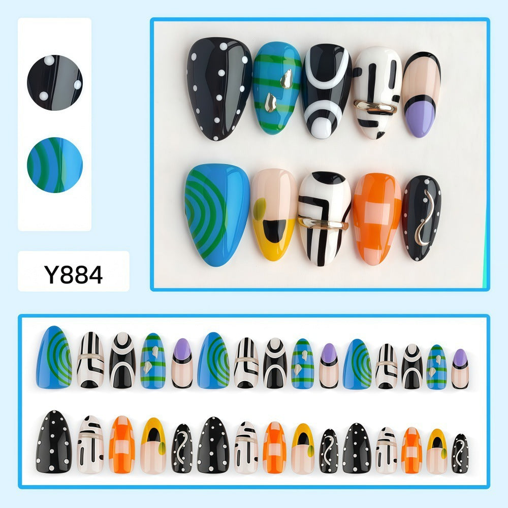 Trendy Artificial Nails with Geometric Designs Bowlift