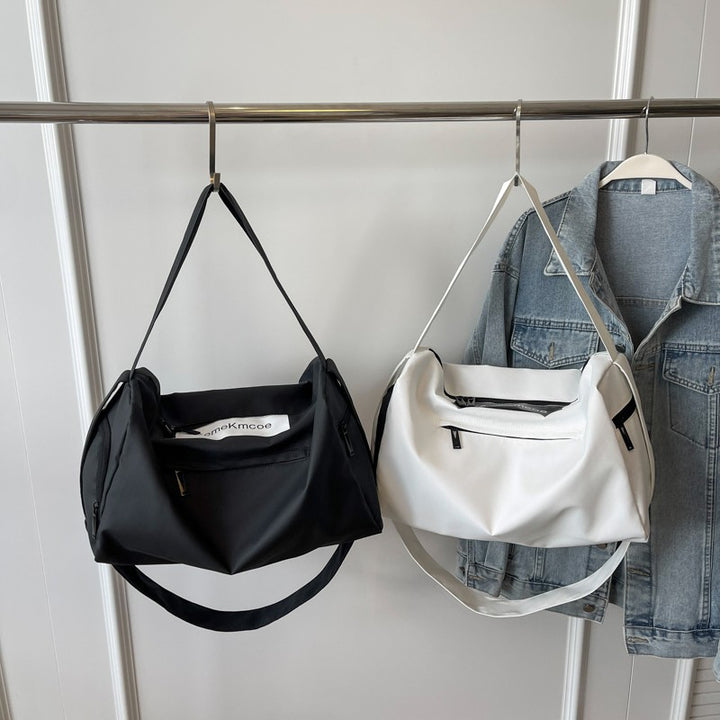 Stylish Travel Bag With Versatile Storage Options Bowlift