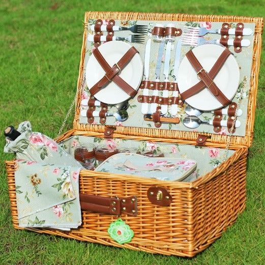 Ladies picnic basket with extensive equipment Bowlift