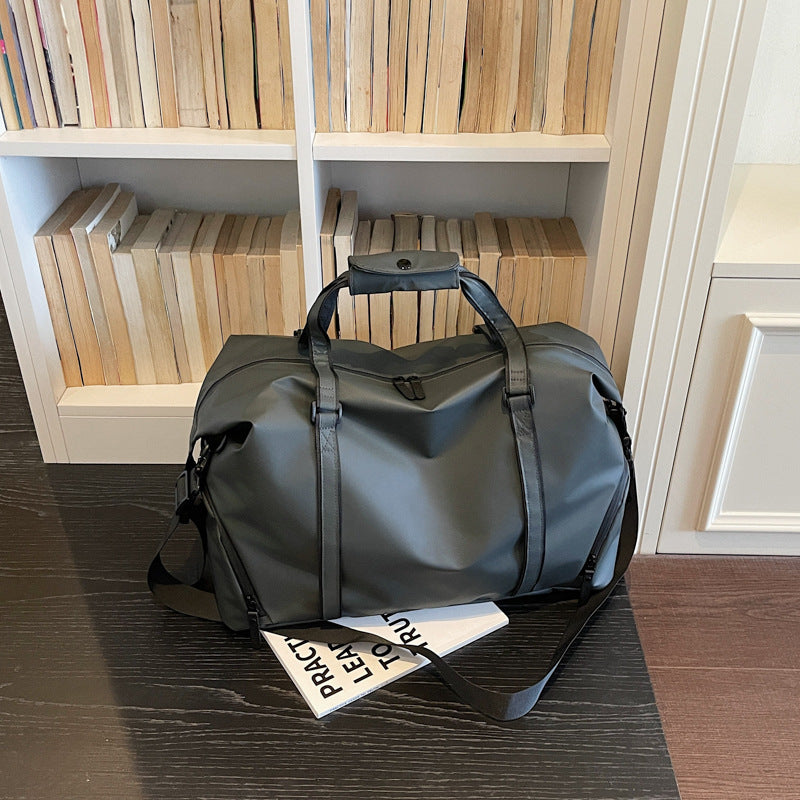 Sporty Travel Bag With Maximum Functionality Bowlift