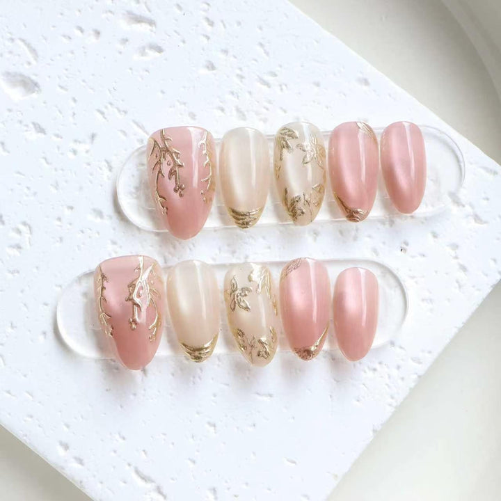 Elegant Press-On Nail Art Set with Gold Leaf Accents Bowlift