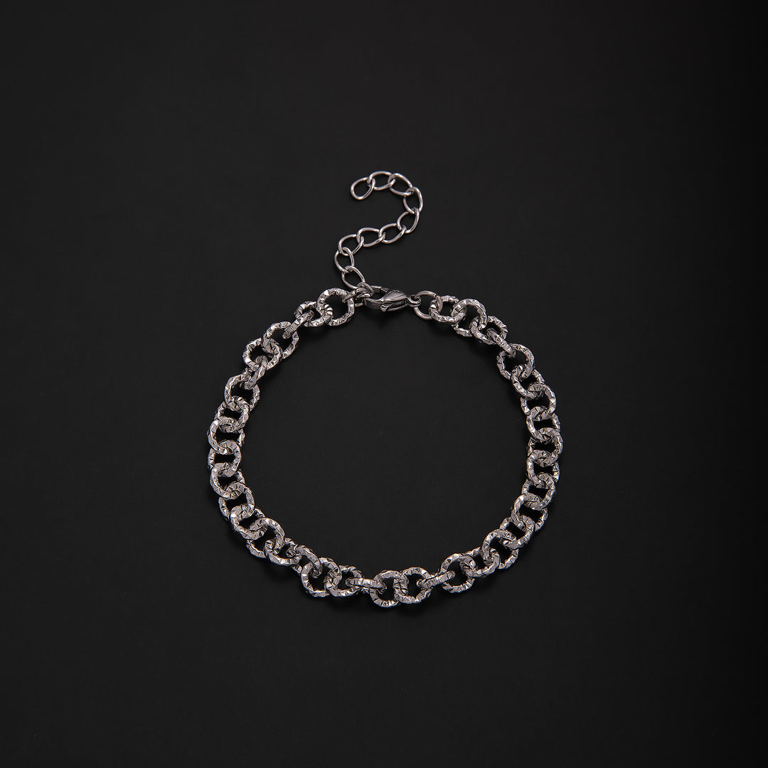 Interlaced Metal Link Bracelet Bowlift