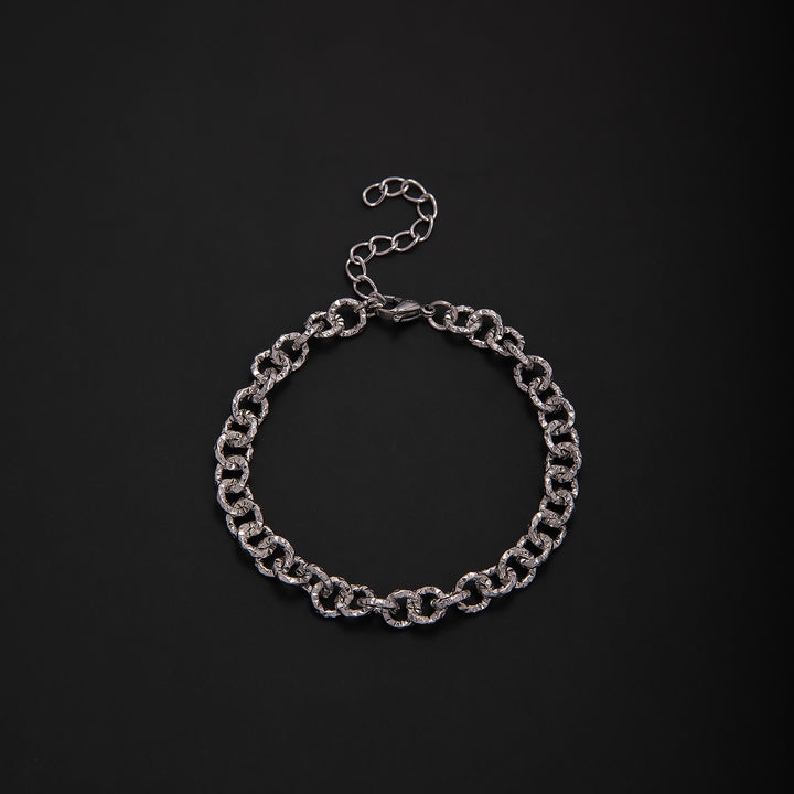 Interlaced Metal Link Bracelet Bowlift
